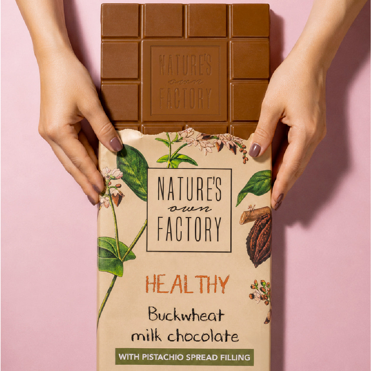 Milk Chocolate with Pistachio (2Kg)